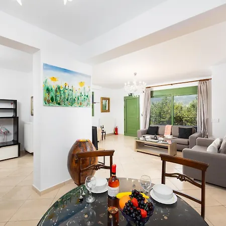 فيلة Poseidonia كاتيليوس